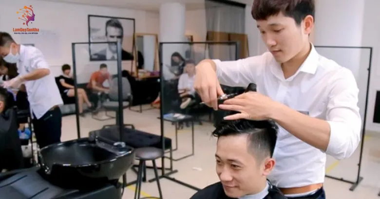 Xu hướng dịch vụ cắt tóc tại nhà trong thời đại hiện nay