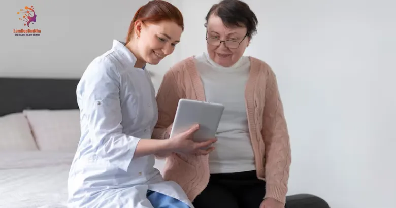 Chuyên gia tiết lộ lợi ích khi được chăm sóc tận nhà