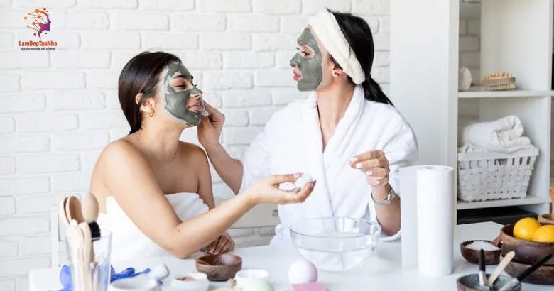 Thói quen chăm sóc da tận nhà với sản phẩm, kỹ thuật chuẩn spa