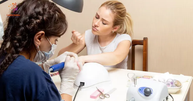 Tiêu chí quan trọng khi chọn dịch vụ nail tận nhà uy tín