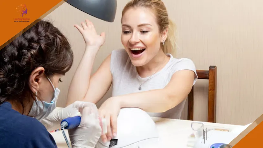 Vì sao làm nail tận nhà đang được yêu thích?