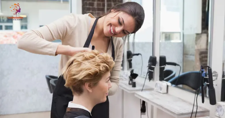 Báo giá và các gói dịch vụ cắt tóc tận nhà phổ biến