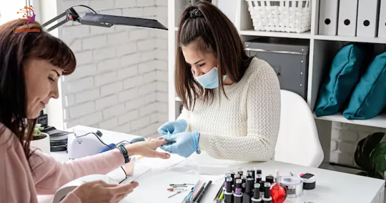 Các bước đặt lịch trải nghiệm làm nail tận nhà dễ dàng