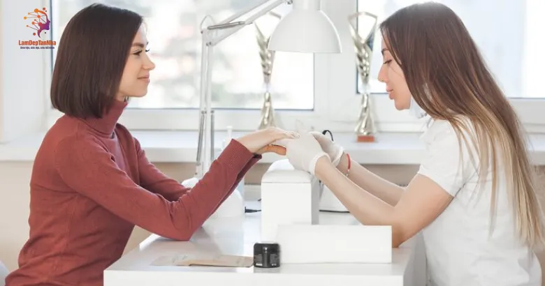 Đặt trải nghiệm làm nail tận nhà ngay để nhận ưu đãi hấp dẫn
