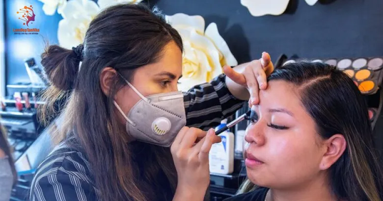 Lợi ích khi chọn dịch vụ makeup tận nơi tận nhà