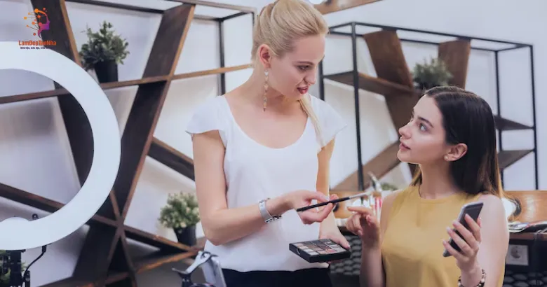 Trang thiết bị chuyên nghiệp khi makeup tận nhà hiệu quả