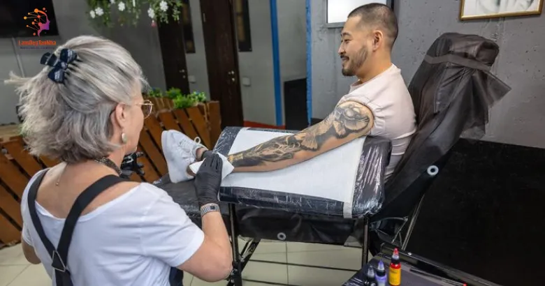 Lợi ích khi được hướng dẫn chăm sóc phun xăm tại nhà